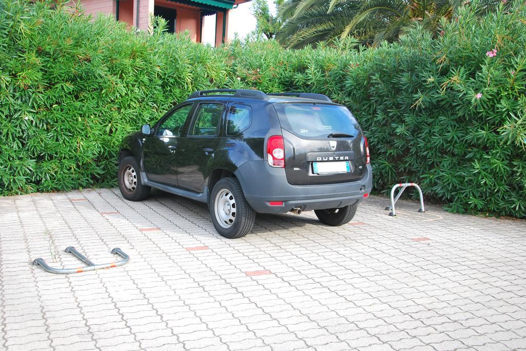 Appartamenti Gelsomino - Clima, Terrazze E Posti Auto Marina di Campo Extérieur photo